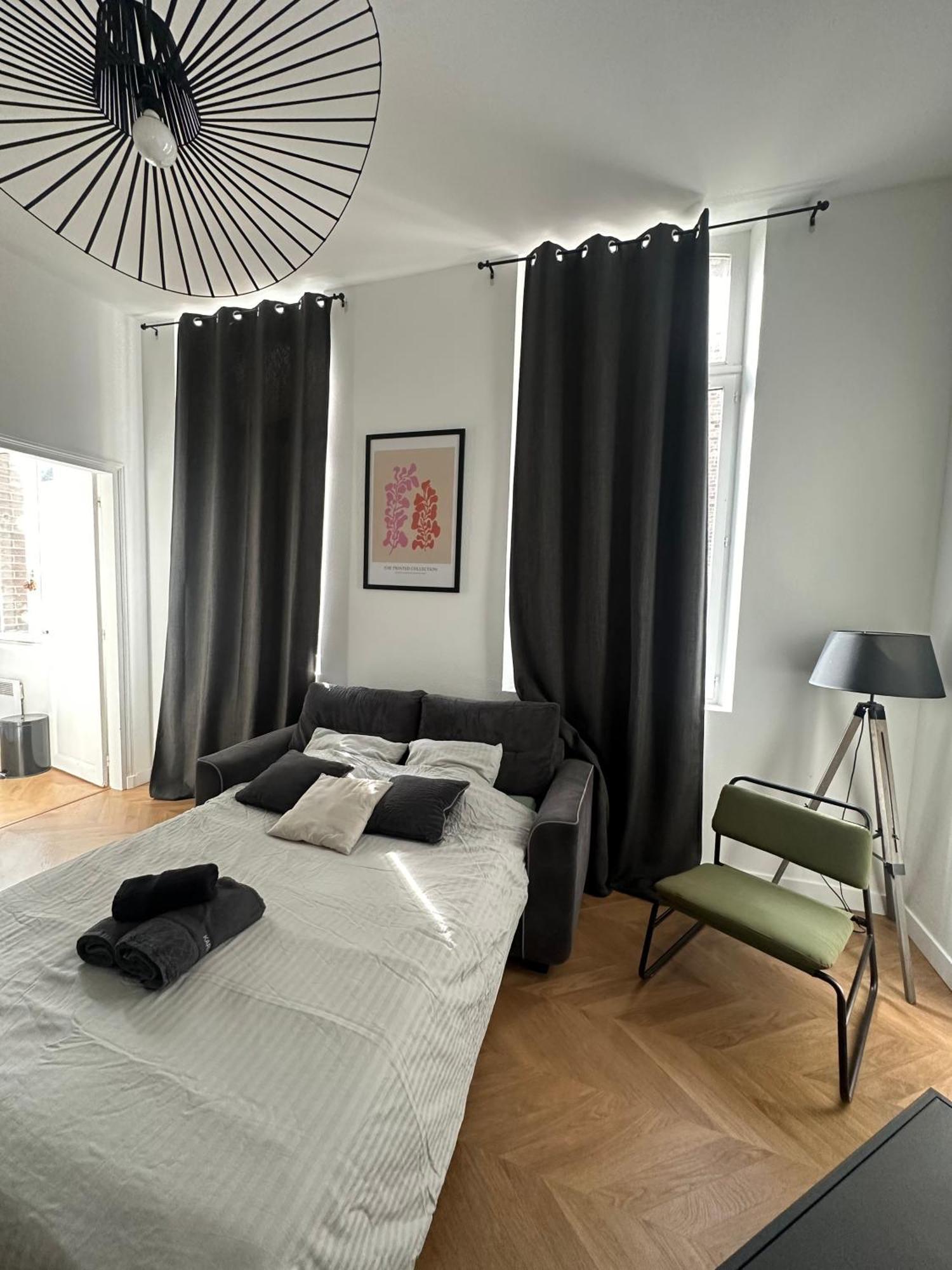 Spacieux Appt Haussmannien Parking Prive Amiens Eksteriør bilde